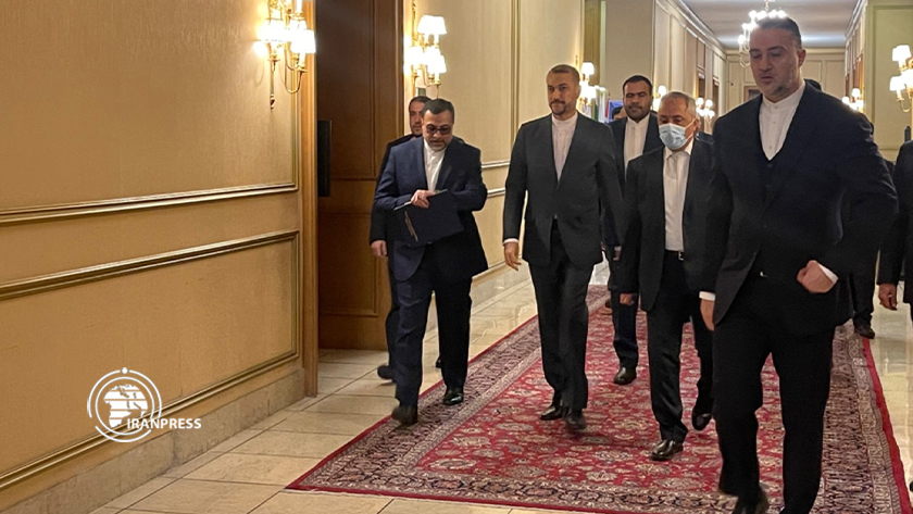 Iranpress: Le début du troisième forum de dialogue à Téhéran