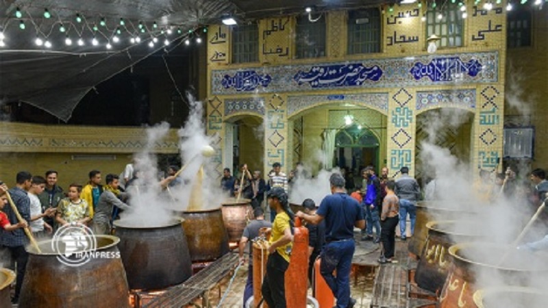 Iranpress: Cuisson Samanu à Shiraz; Un rituel traditionnel en Iran