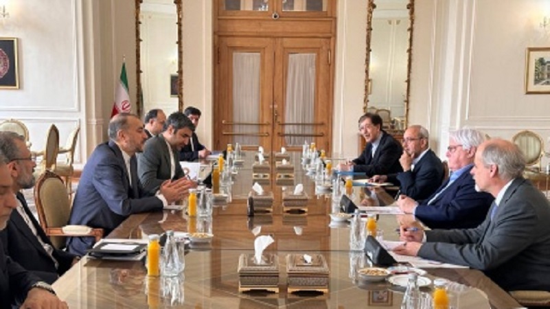 Iranpress: Rencontre du secrétaire général adjoint des Nations unies avec haut diplomate d