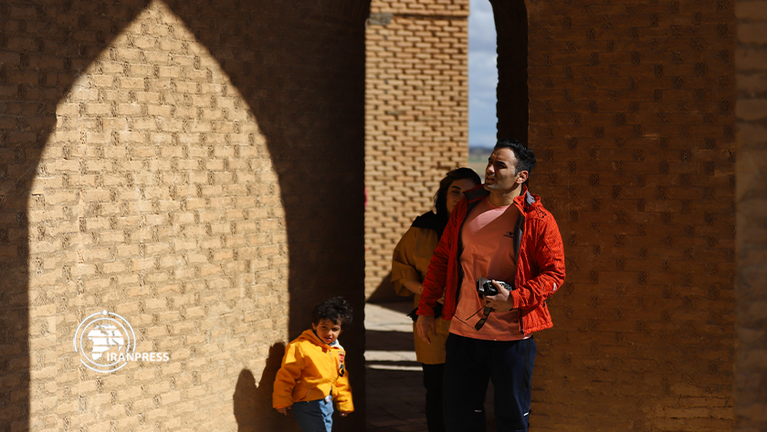 Iranpress: Tourisme de printemps à Zanjan