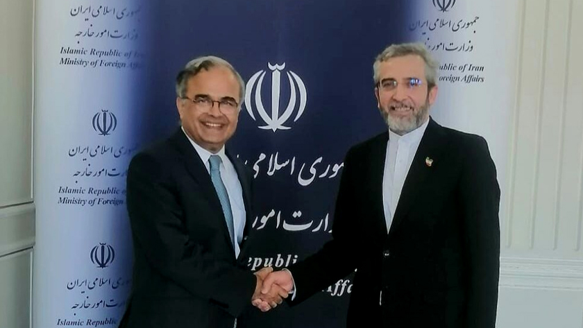 Iranpress: Téhéran et Islamabad déterminés à maintenir leur élan dans le renforcement des liens