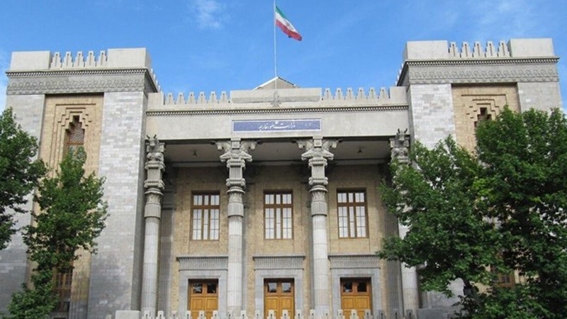 Iranpress: Convocation du chargé d