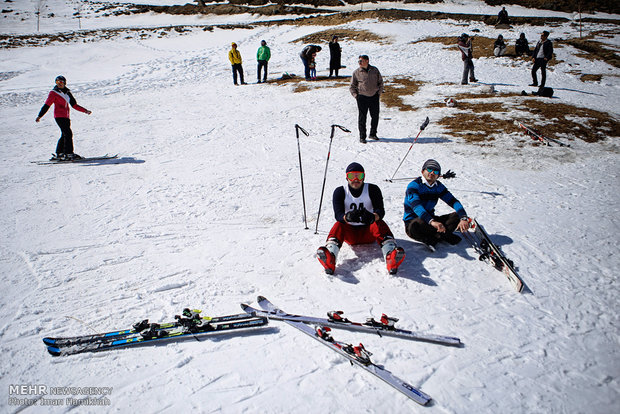 Iranpress: La piste ski de Tarik Dareh dans l’ouest de l’Iran