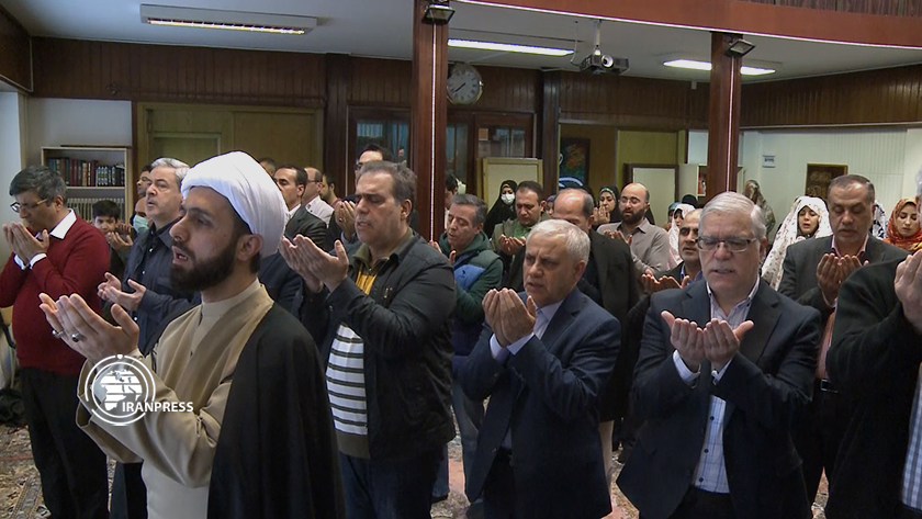 Iranpress: Prières de l