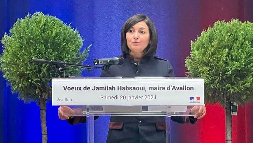 Iranpress: Une maire arrêtée pour le trafic de 70 kg de cannabis