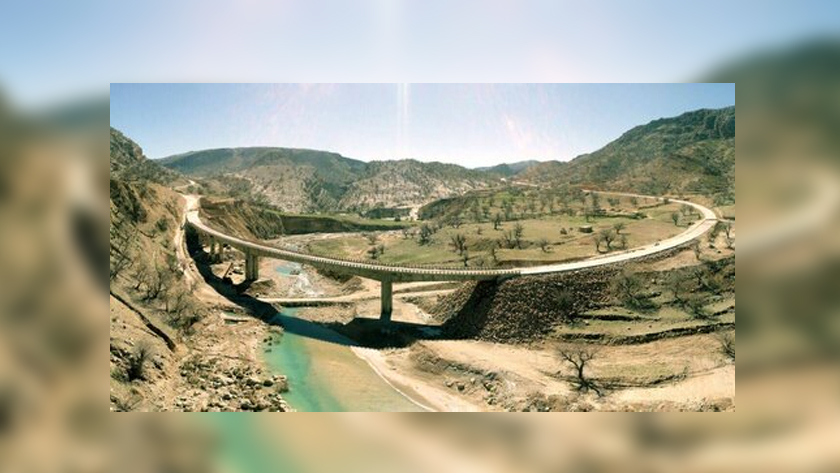 Iranpress: Le transit routier iranien a grimpé à 14 millions de tonnes en 2023