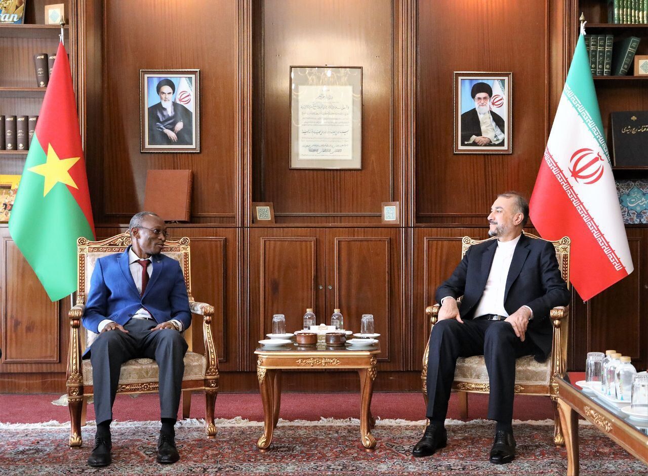 Iranpress: L’Iran resserre ses liens avec le Burkina Faso