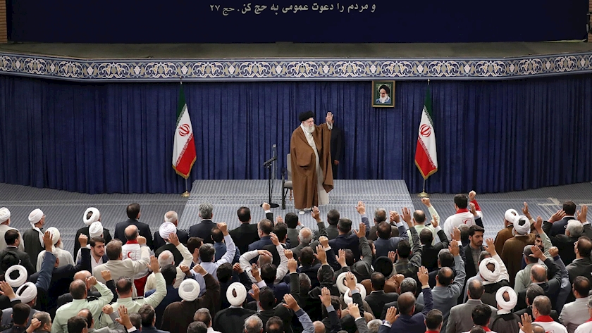 Iranpress: Le Guide suprême de l
