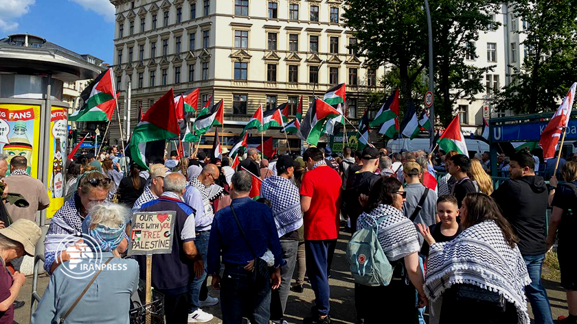 Iranpress: Les manifestants à Berlin insistent pour mettre fin au génocide des Palestiniens