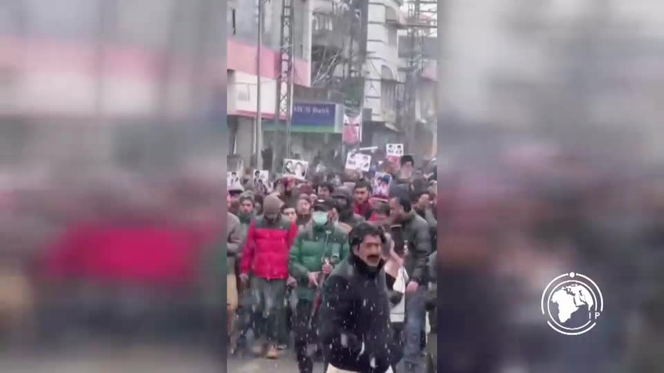 Iranpress: Massive Rallies in Pakistan Affirm Solid Support for Iran’s Leader