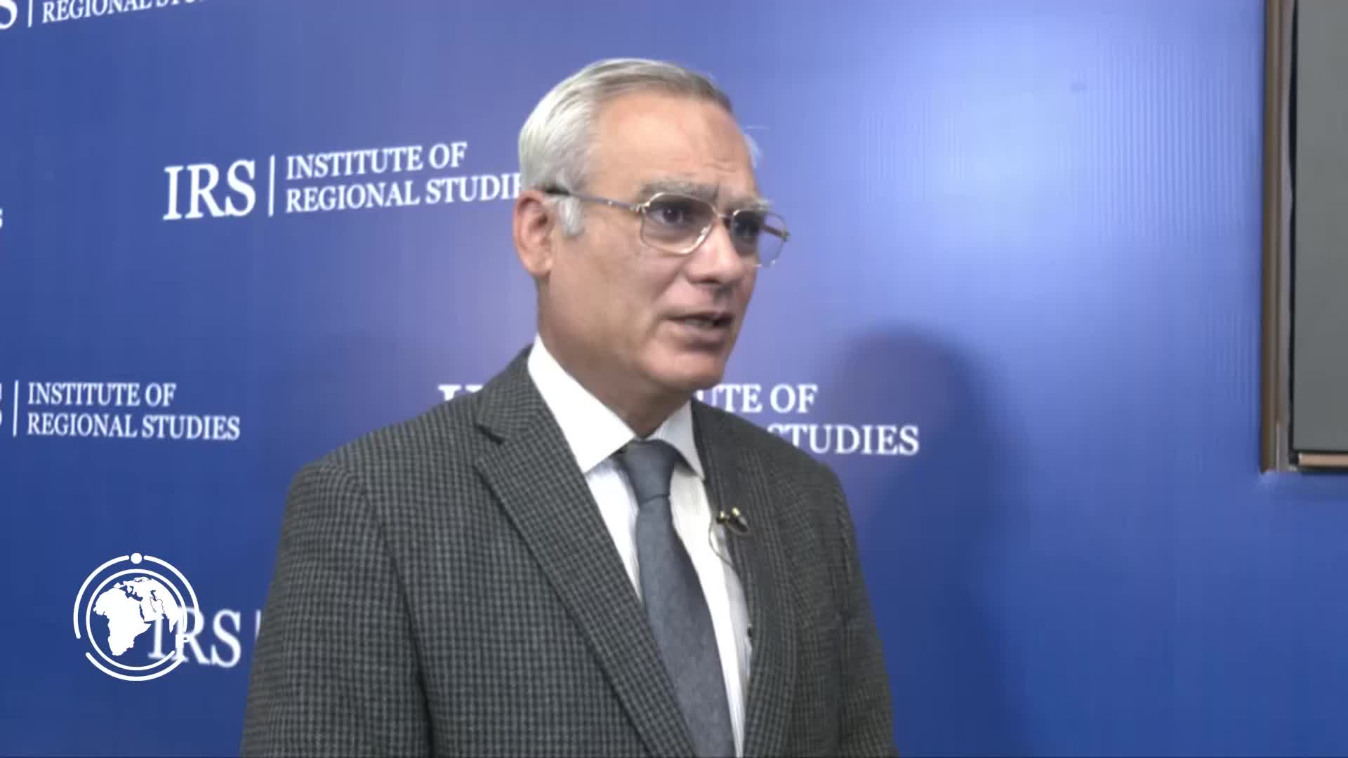 Iranpress: Pakistani Analyst: Iran’s System Shows Strong Public Acceptance