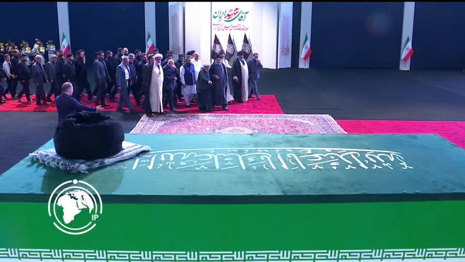 Iranpress: Over 100 Foreign Delegations in Tehran for Paying Tribute to Martyred Leader