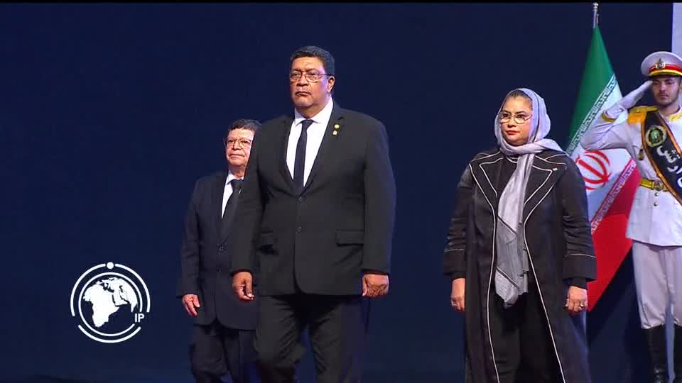 Iranpress: World Leaders Pay Tribute to The Martyred Leader