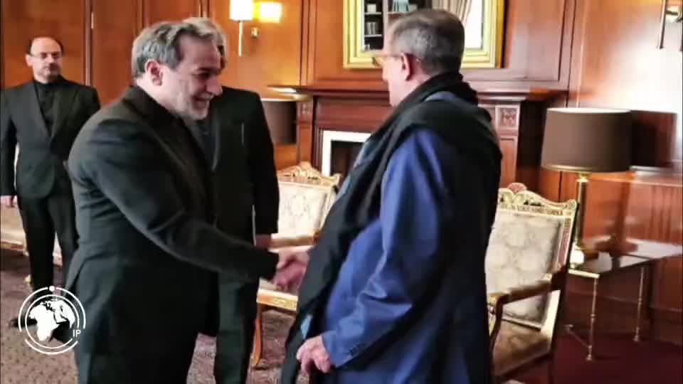 Iranpress: Top Foreign Officials Meet with Iran