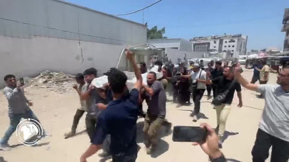 Iranpress: Israel Continues Assault on Displacement Tents in Gaza; One Palestinian Martyred