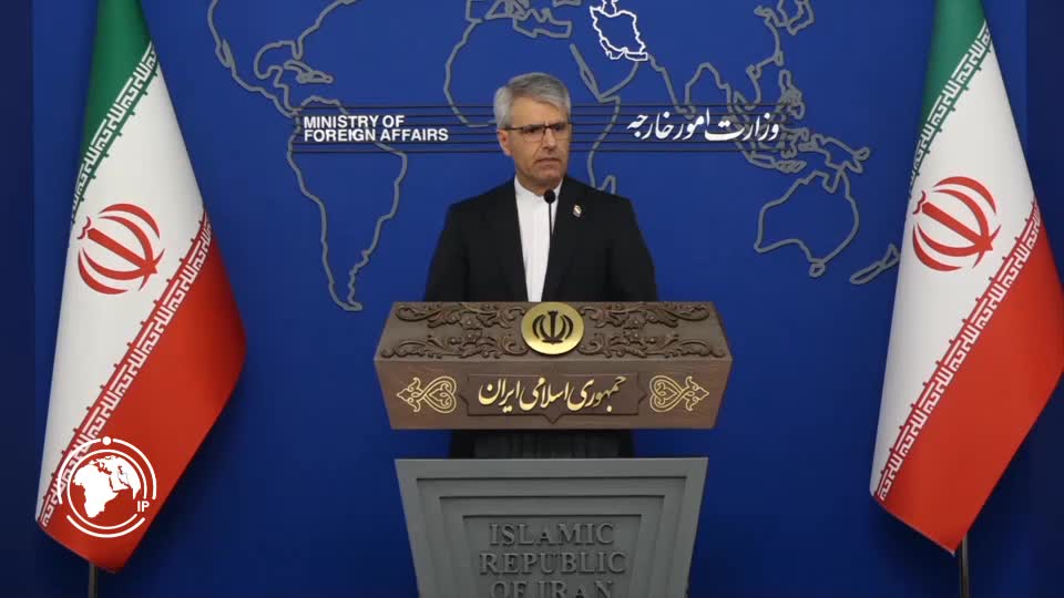 Iranpress: FM Spox: Iran Will Not Let the Strait of Hormuz Become a Threat Against its Security