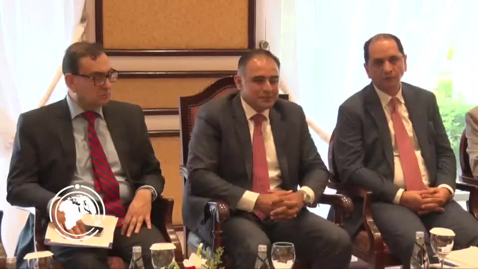 Iranpress: Iran, Pakistan Explore New Trade Opportunities