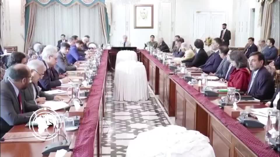 Iranpress: Iran, Pakistan Set $10 Billion Trade Target, Agree Border Boost