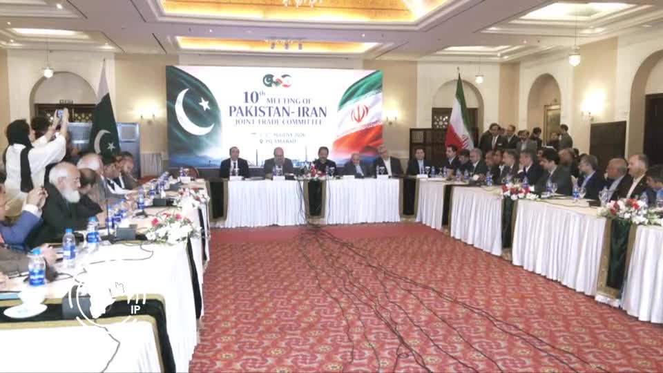 Iranpress: Iran, Pakistan Agree To Finalize Free Trade Deal