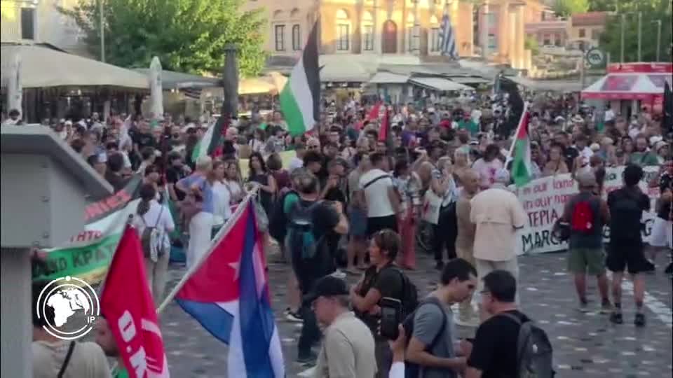 Iranpress: Protests Across Greece Condemn Israeli Genocide in Gaza