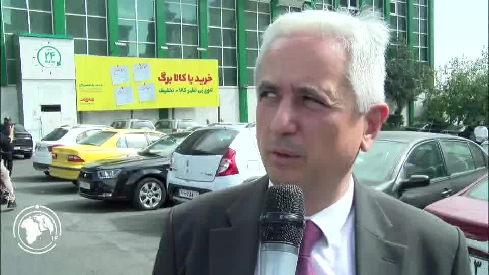 Iranpress:  Foreign Diplomats Visit Tehran Markets to Learn About Urban Food Supply System