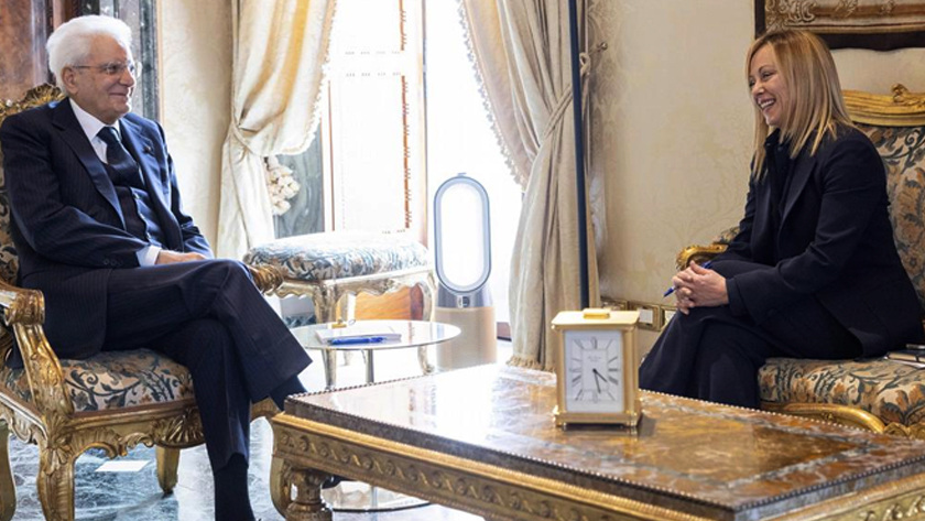Meloni, 45, meets with President Mattarella Friday morning